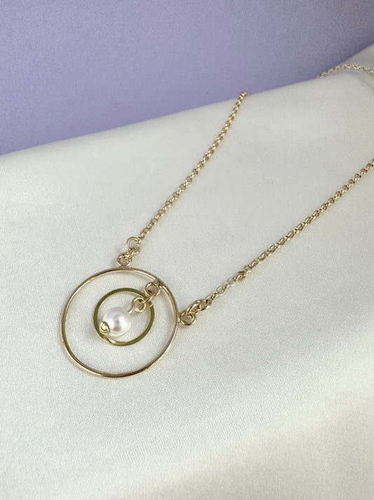 Necklace with Pearl and rings