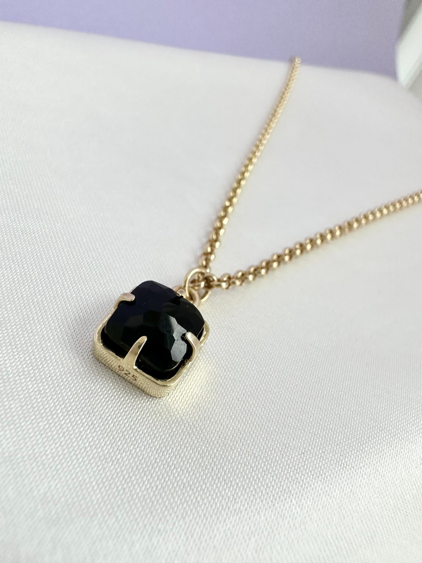 Necklace with Black Onyx stone