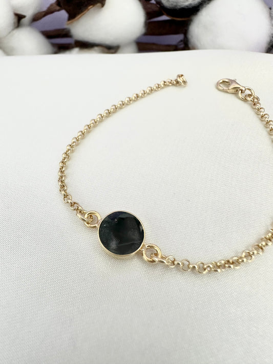 Bracelet with black and gray pendant